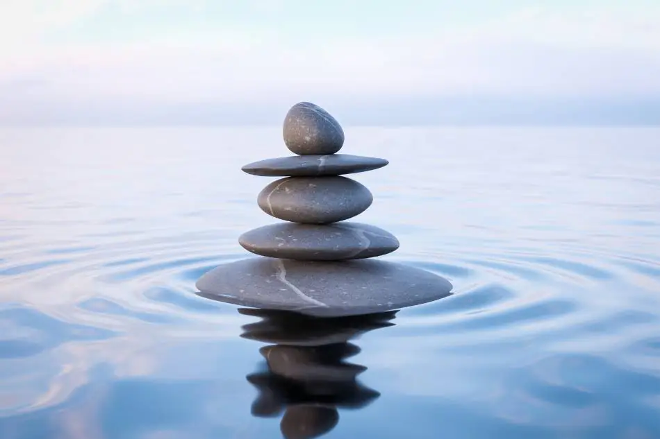 Spegni i pensieri, accendi la vita